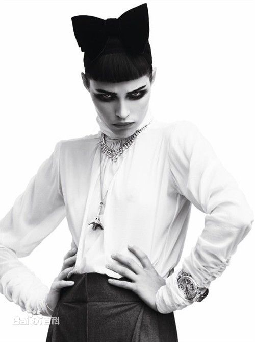 最新阿曼达·皮特(Amanda Peet)精彩图册