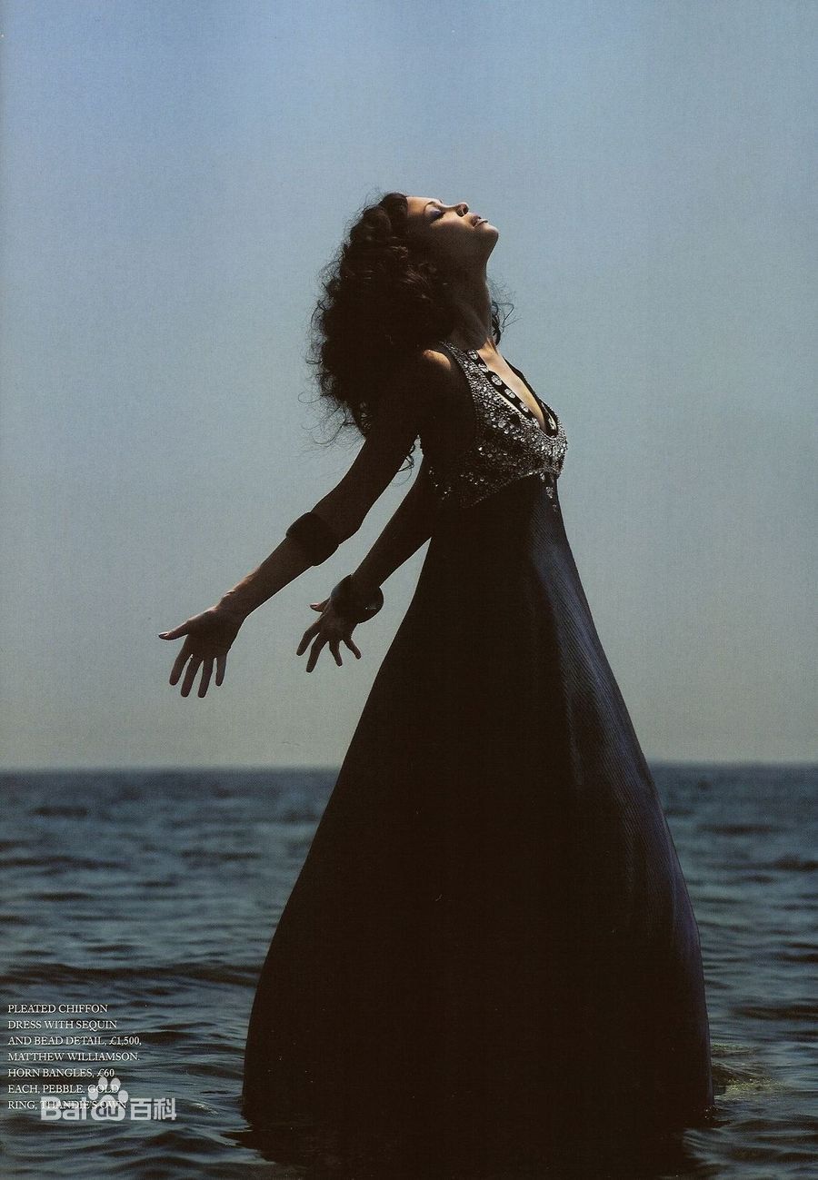 桑迪·牛顿、坦迪·牛顿(Thandie Newton)桑迪图片图集