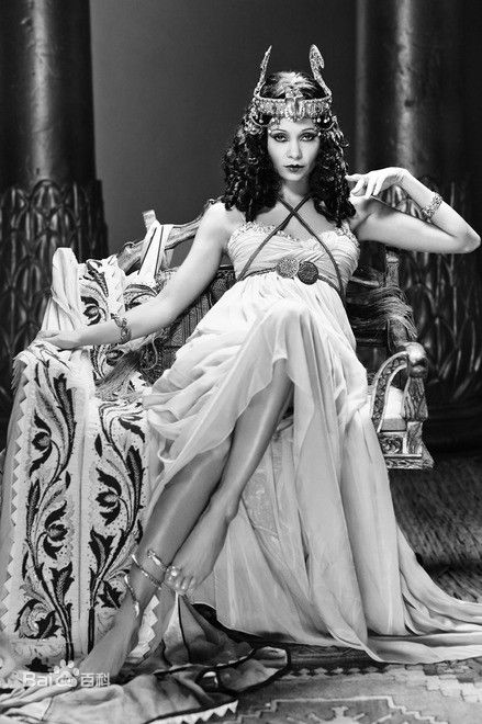 精选桑迪·牛顿、坦迪·牛顿(Thandie Newton)