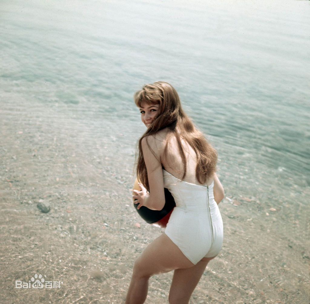最全碧姬·芭铎(Brigitte Anne-Marie Bardot)精彩图册