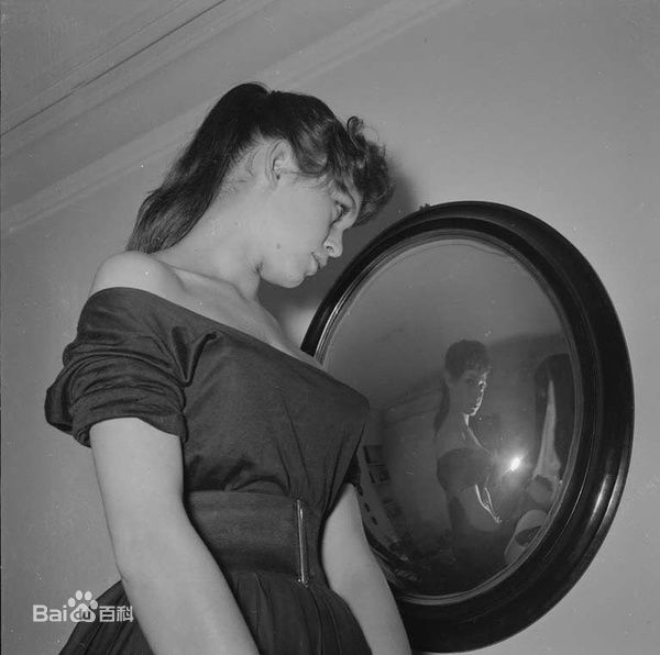 高清碧姬·芭铎(Brigitte Anne-Marie Bardot)精彩图册