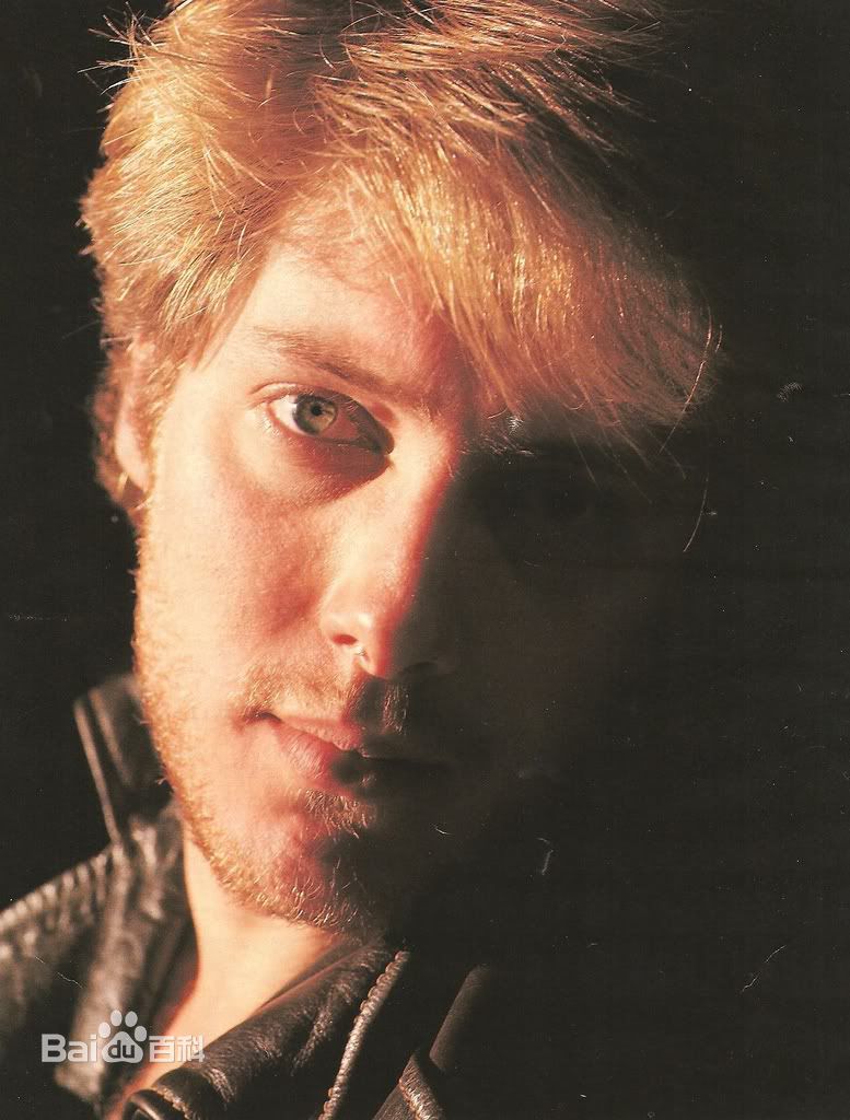 最新詹姆斯·斯派德(James Todd Spader)精彩图册