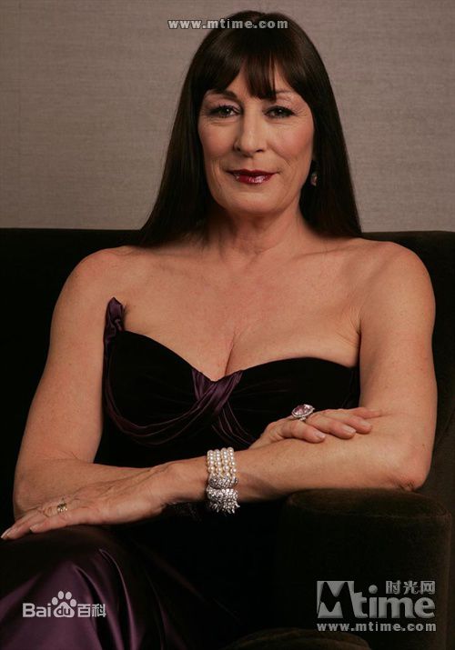 安吉利卡·休斯顿(Anjelica Huston)安杰莉卡休斯顿素颜照相册