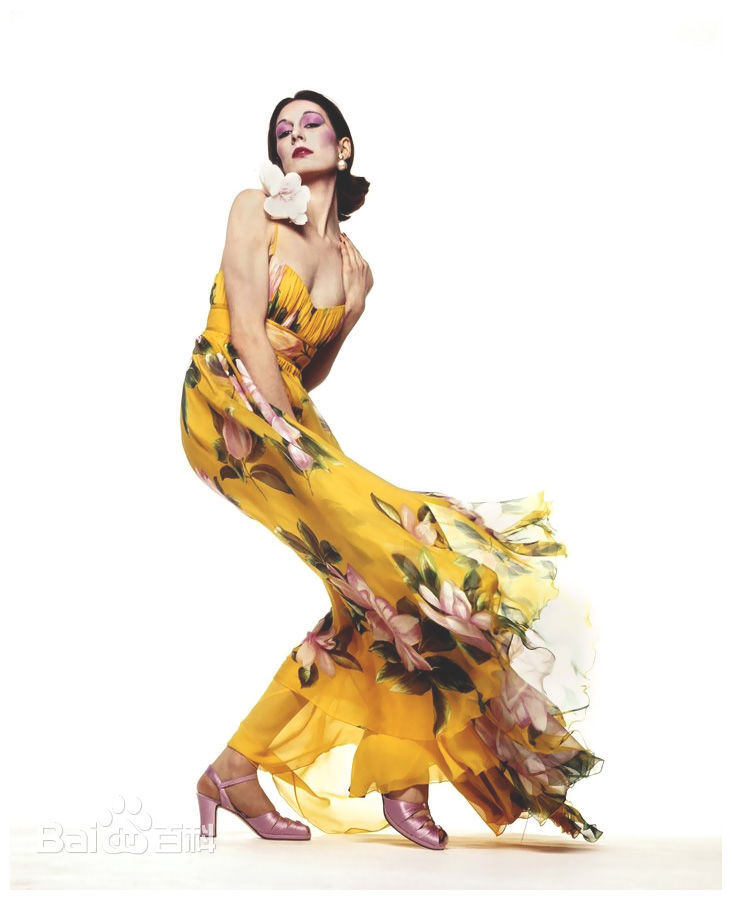 安吉利卡·休斯顿(Anjelica Huston)安杰丽卡·休斯顿生活照