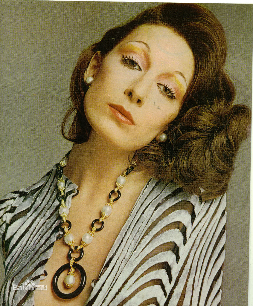 安吉利卡·休斯顿(Anjelica Huston)安杰丽卡·休斯顿生活照