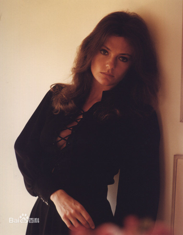 精选杰奎琳·比塞特(Jacqueline Bisset)精彩图册