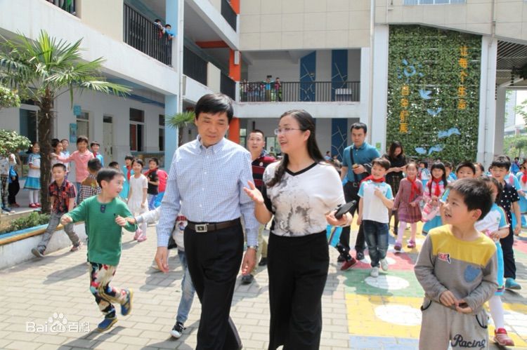 黄婧纯(Cindy)欢迎“中国安徒生”曹文轩老师素颜照相册