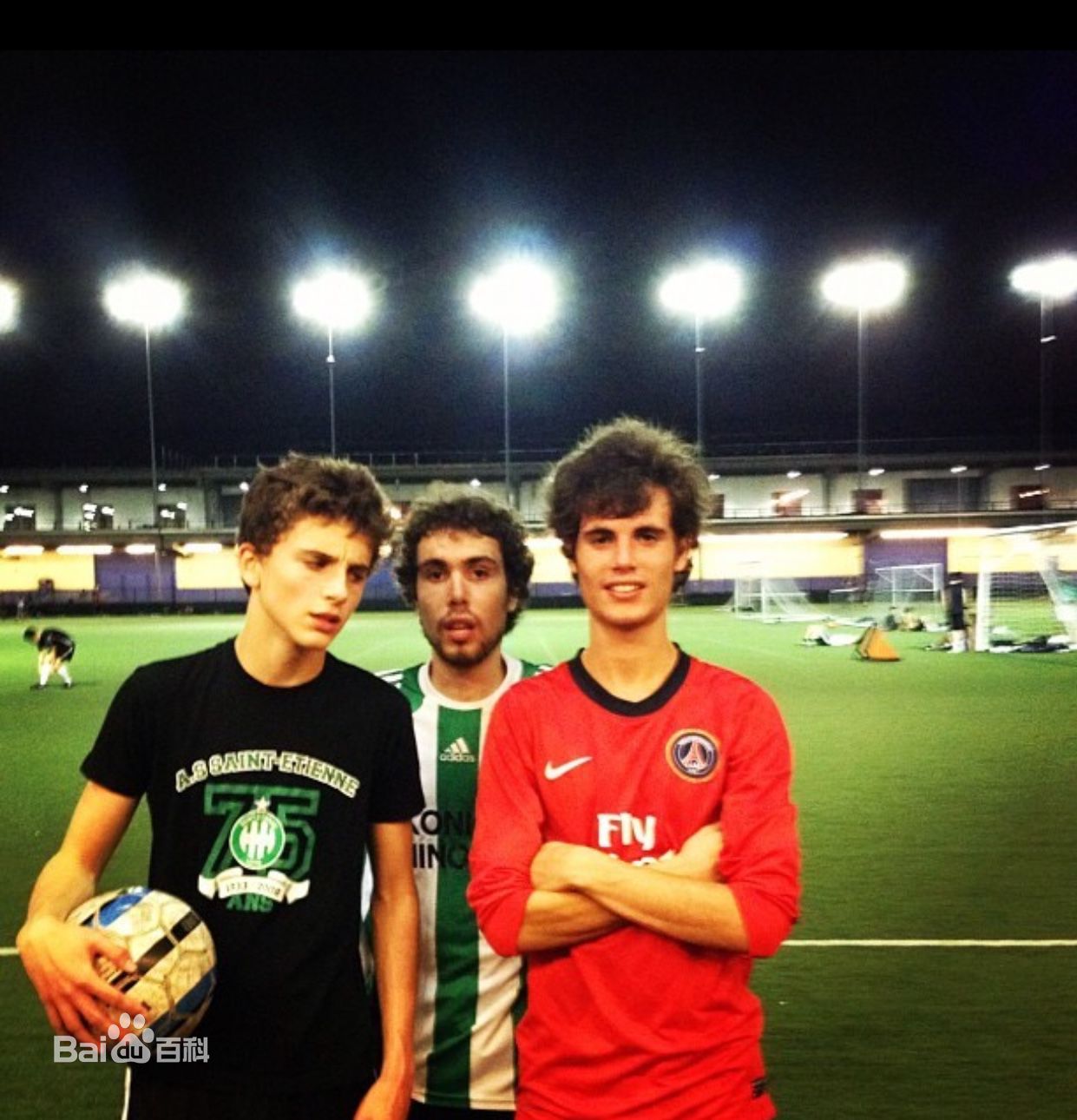 高清提莫西·查拉梅(Timothée Chalamet)性感图片