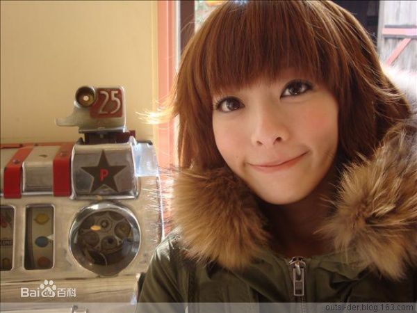 李依瑾(Egin)生活照片前后照片