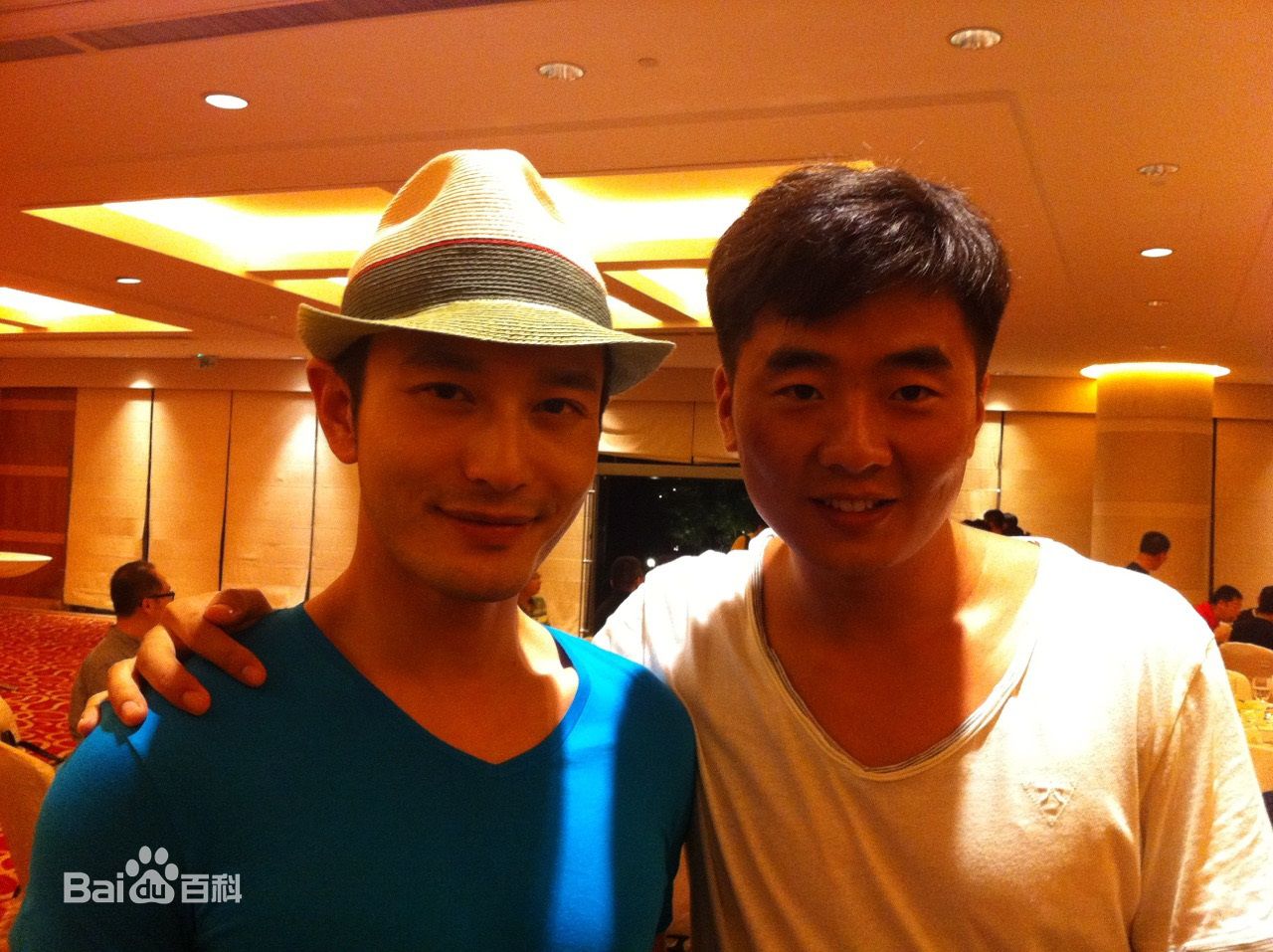 张志宏(zhangzhihong)现代造型素颜照相册