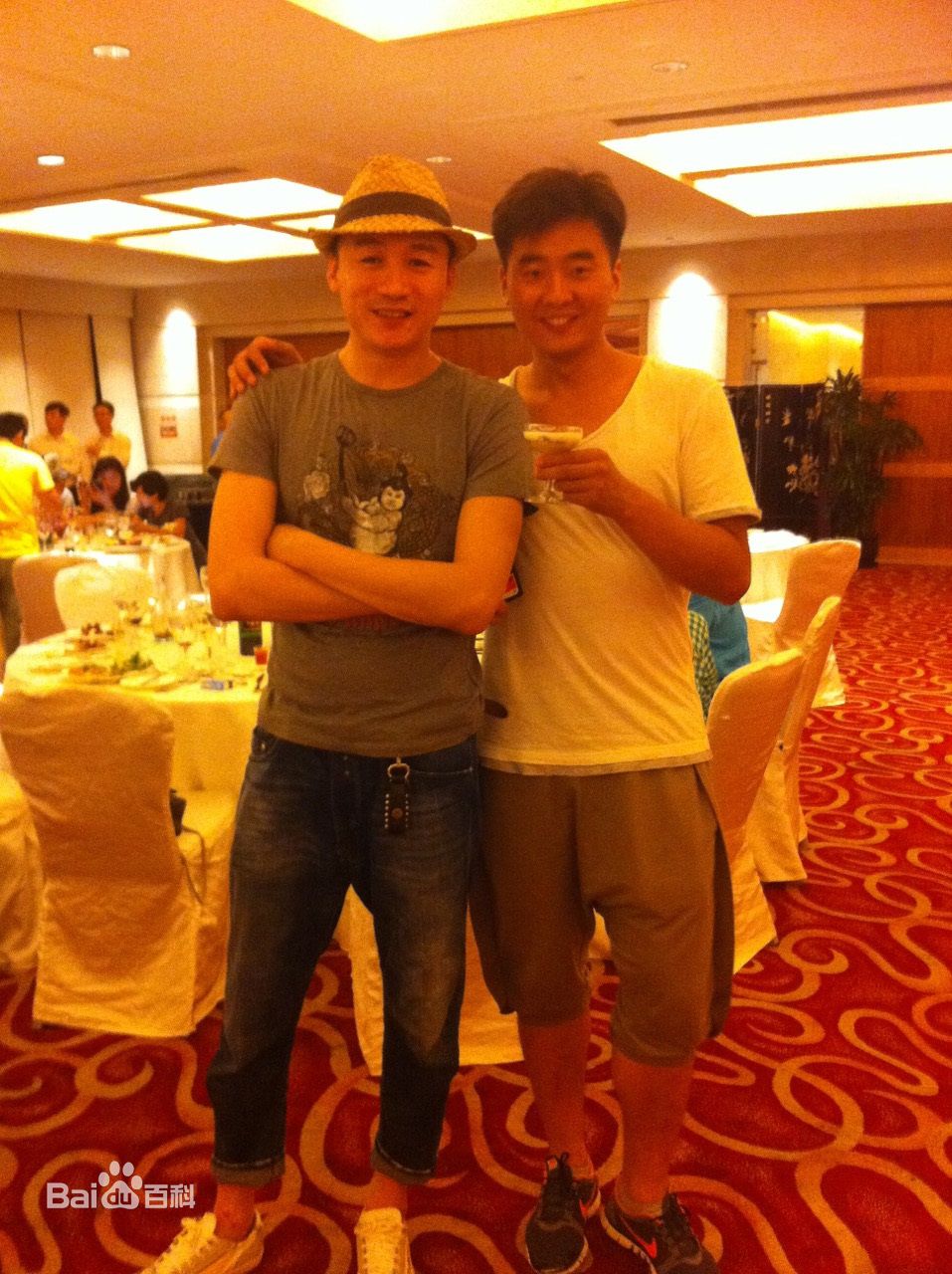 张志宏(zhangzhihong)现代造型素颜照相册