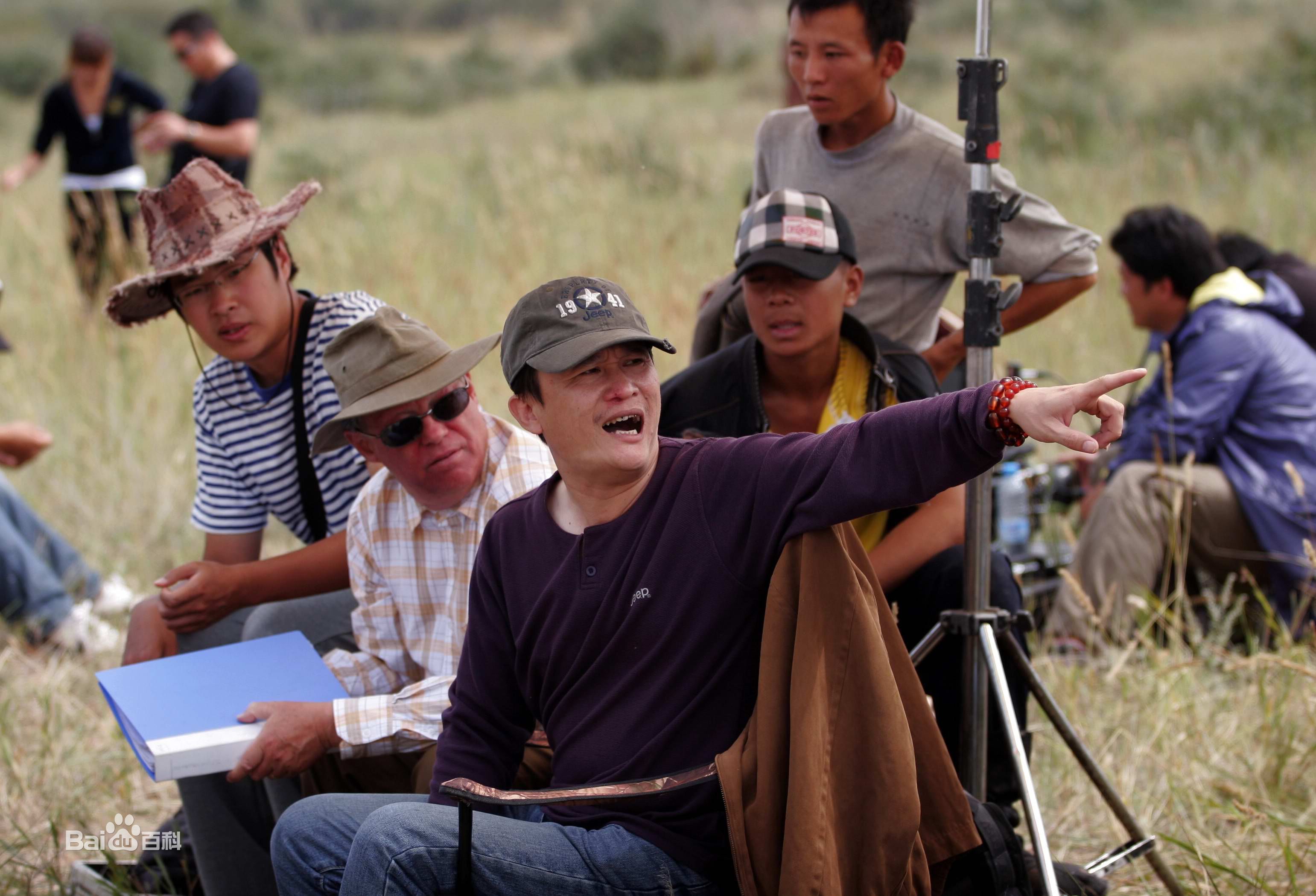 宋阳工作照性感图片壁纸