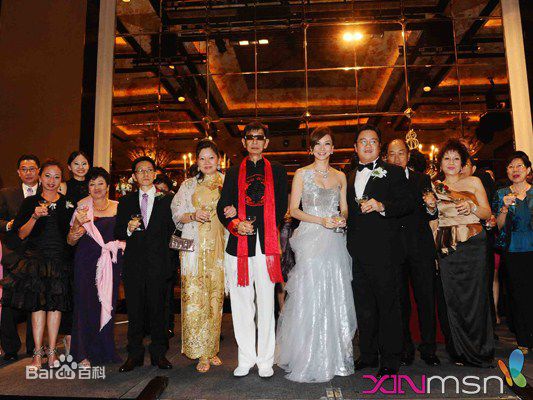 精选傅芳玲(英文名：Lynn Poh)