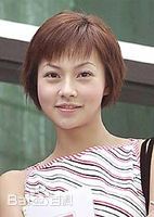 傅芳玲(英文名：Lynn Poh)很久前的玲素颜照壁纸