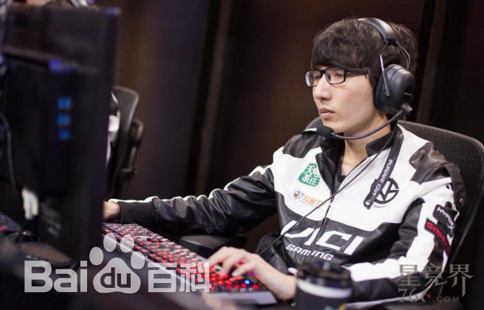 李知勋(（Lee Ji-hoon）)VG时期图片图册