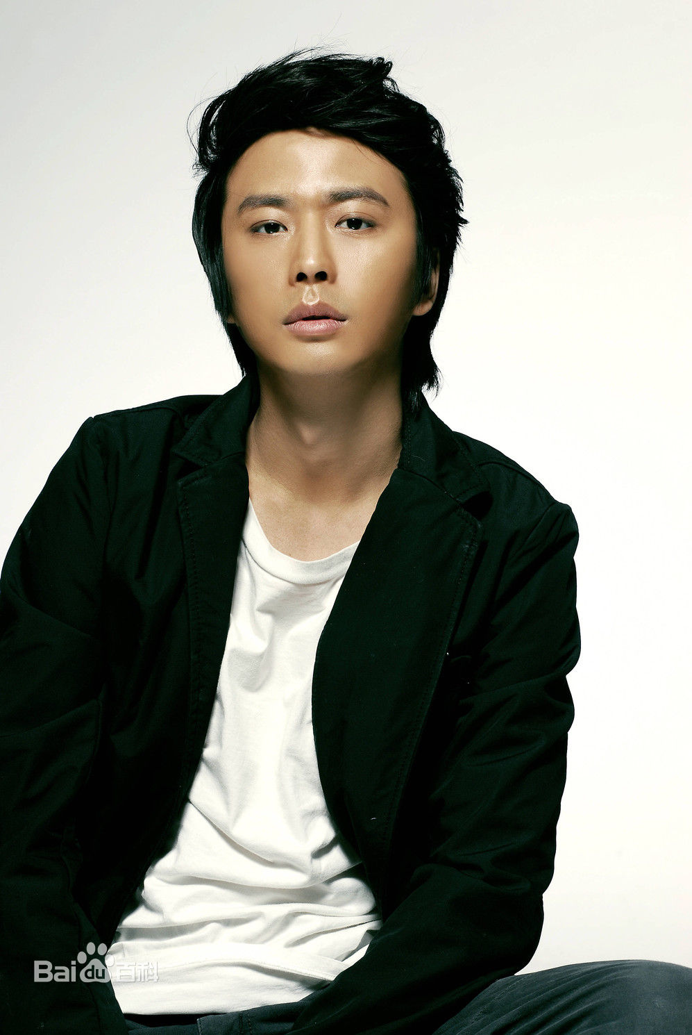 吕柯憬人物图册生活照相册