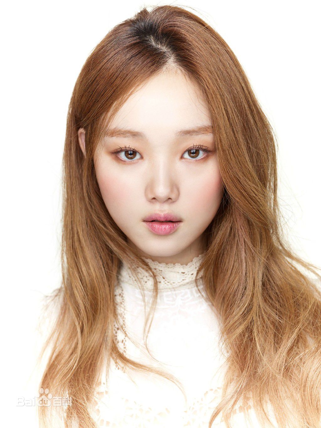 李聖經（朝鲜汉字）(；Lee Sung Kyung)李圣经前后照片