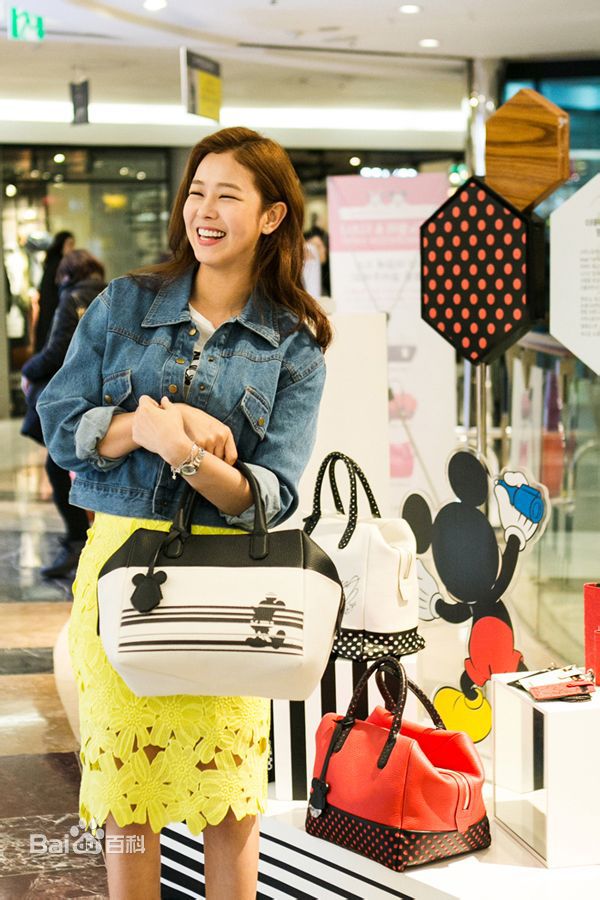 景收真(Kyong Soo Jin)生活照