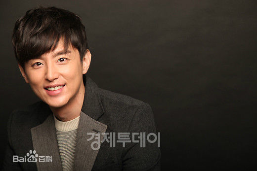 权律( KwonYul)采访图性感图片图集