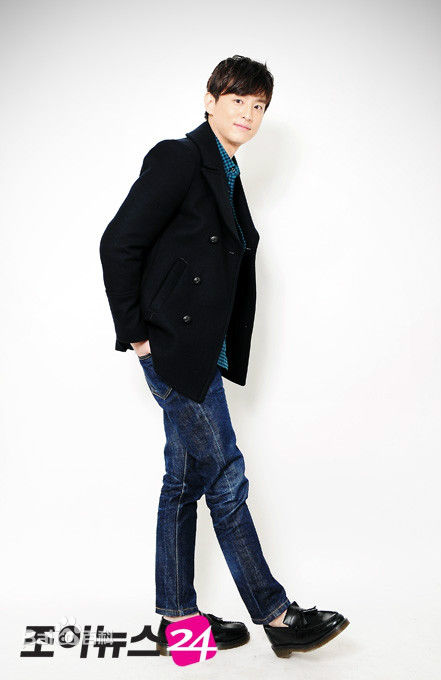 权律( KwonYul)采访图性感图片图集