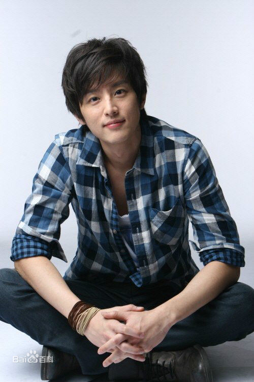 权律( KwonYul)采访图性感图片图集