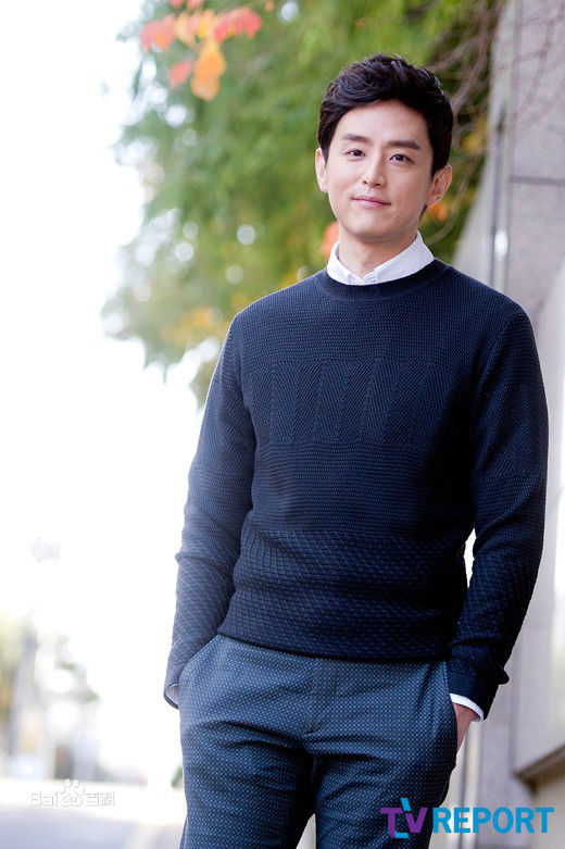 权律( KwonYul)采访图性感图片图集