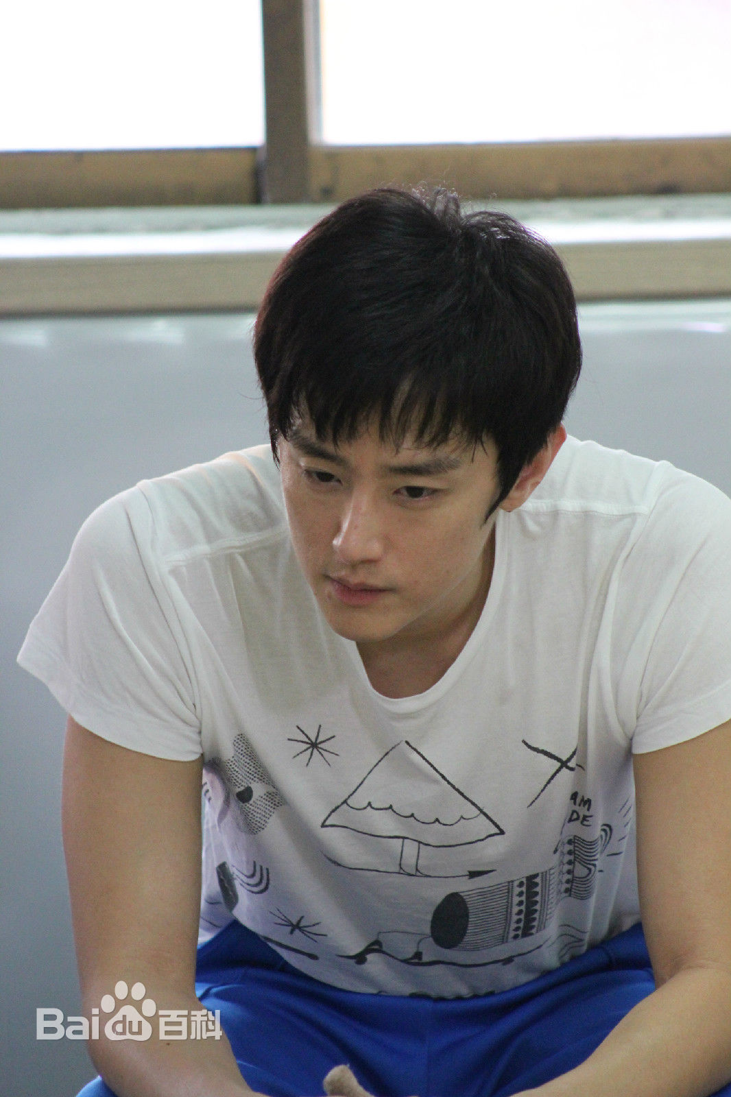 权律( KwonYul)出演电影性感图片壁纸