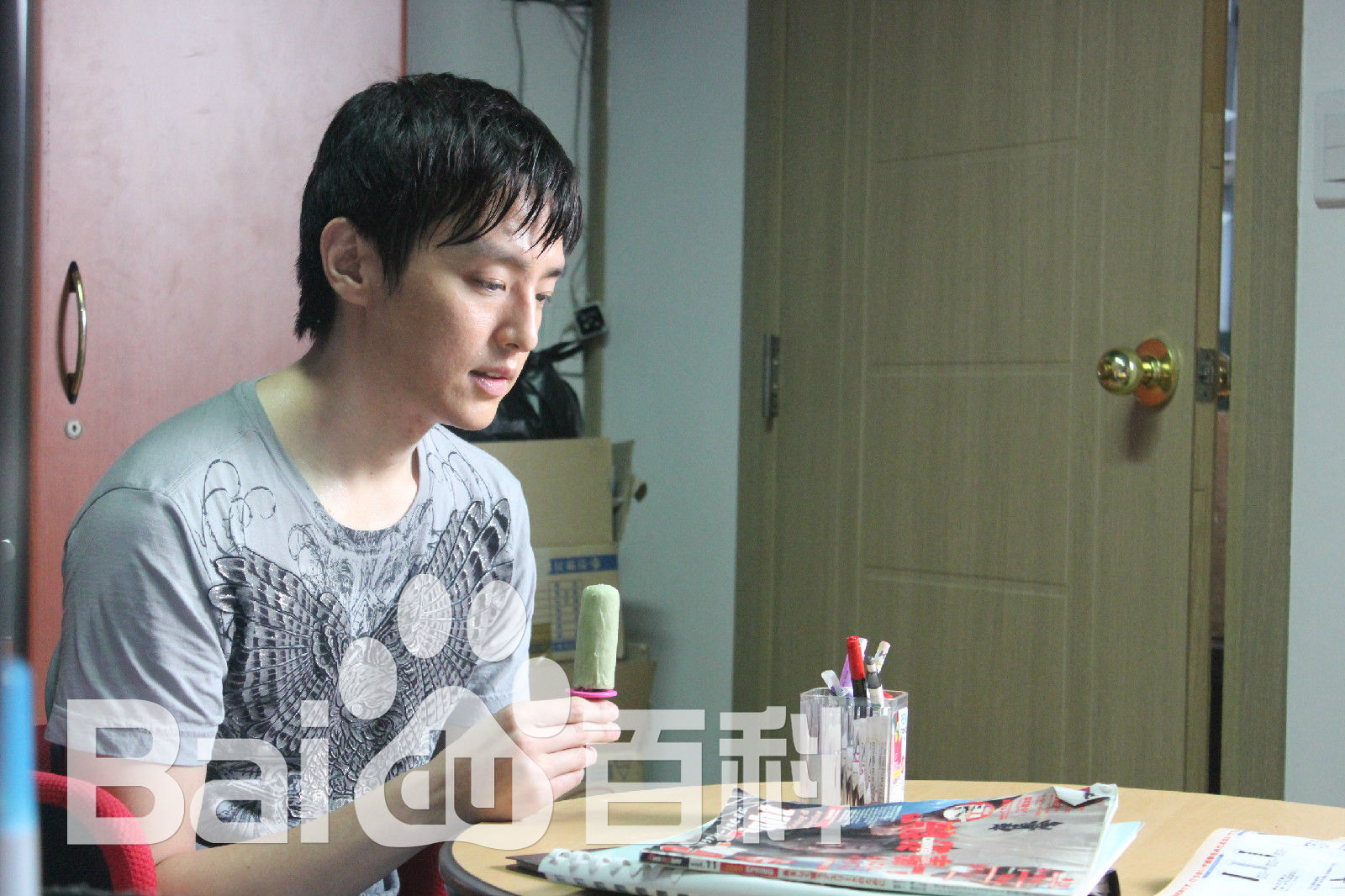 权律( KwonYul)出演电影性感图片壁纸