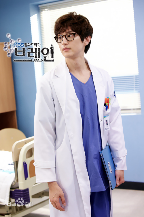 权律( KwonYul)出演电视剧1壁纸壁纸