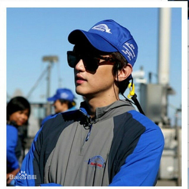 权律( KwonYul)--Real mate in Austria素颜照相册