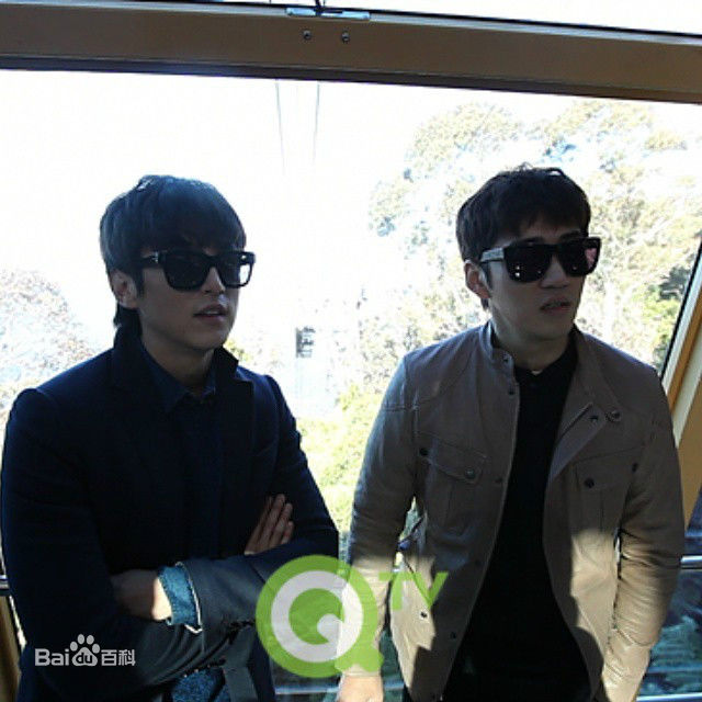 权律( KwonYul)--Real mate in Austria素颜照相册