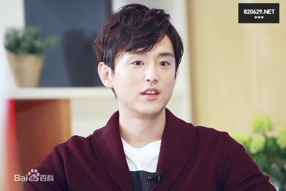 权律( KwonYul)电影明星的社交俱乐部MC生活照