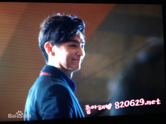 权律( KwonYul)电影明星的社交俱乐部MC生活照