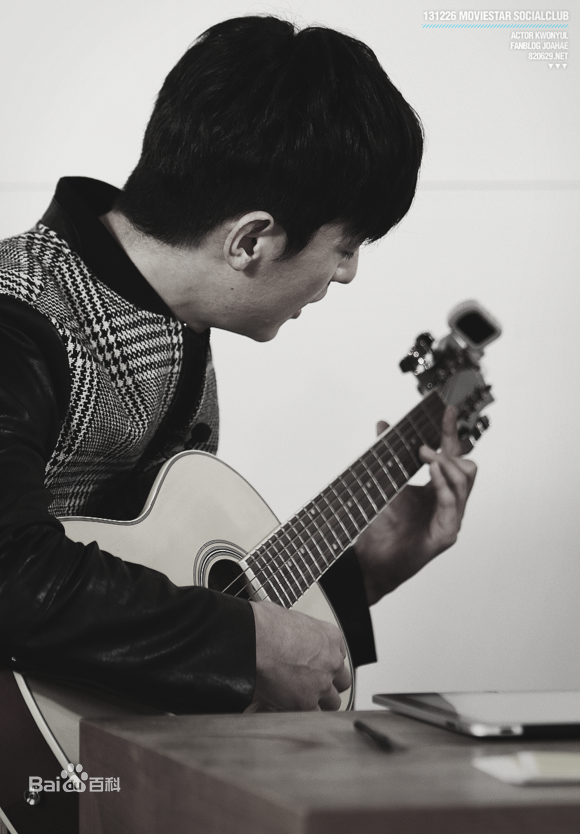 权律( KwonYul)电影明星的社交俱乐部MC生活照