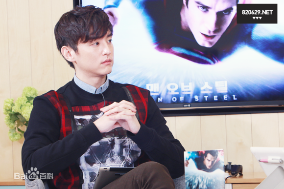 权律( KwonYul)电影明星的社交俱乐部MC生活照