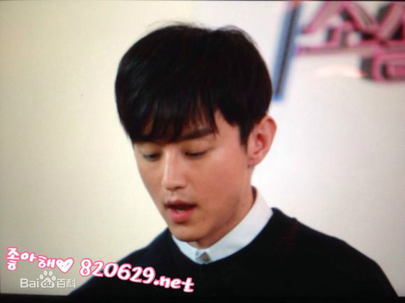 权律( KwonYul)电影明星的社交俱乐部MC生活照