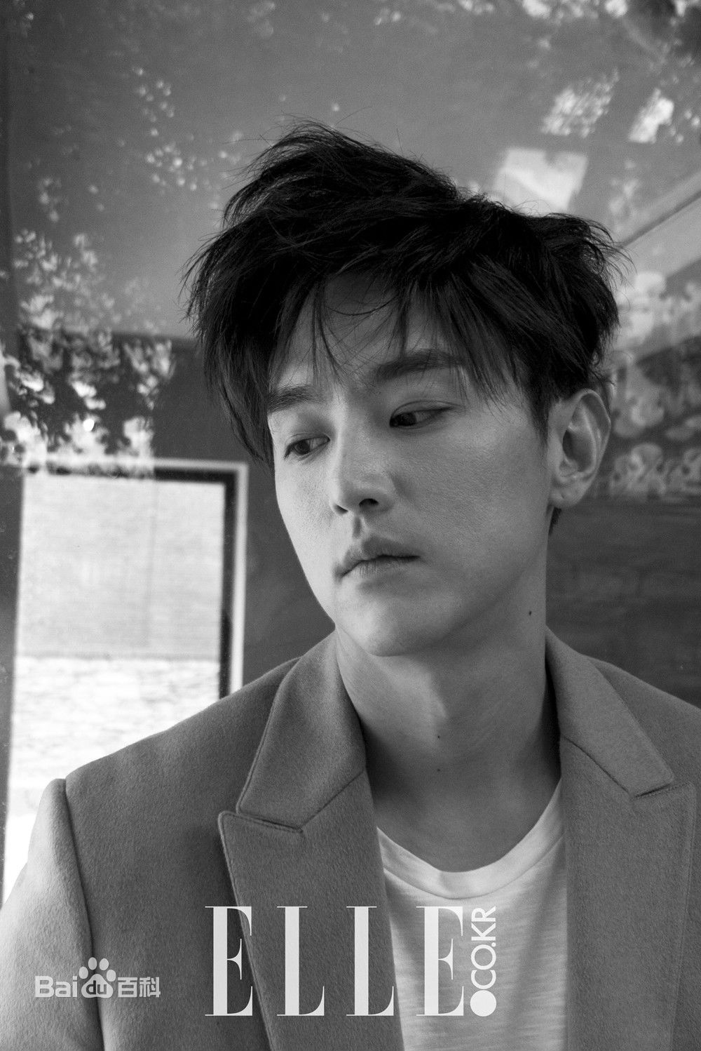 权律( KwonYul)画报图1前后照片