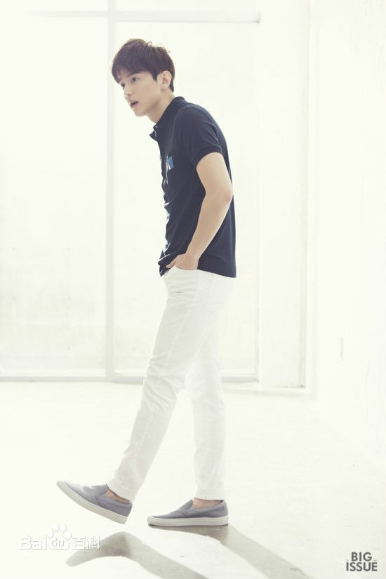 权律( KwonYul)画报3生活照相册