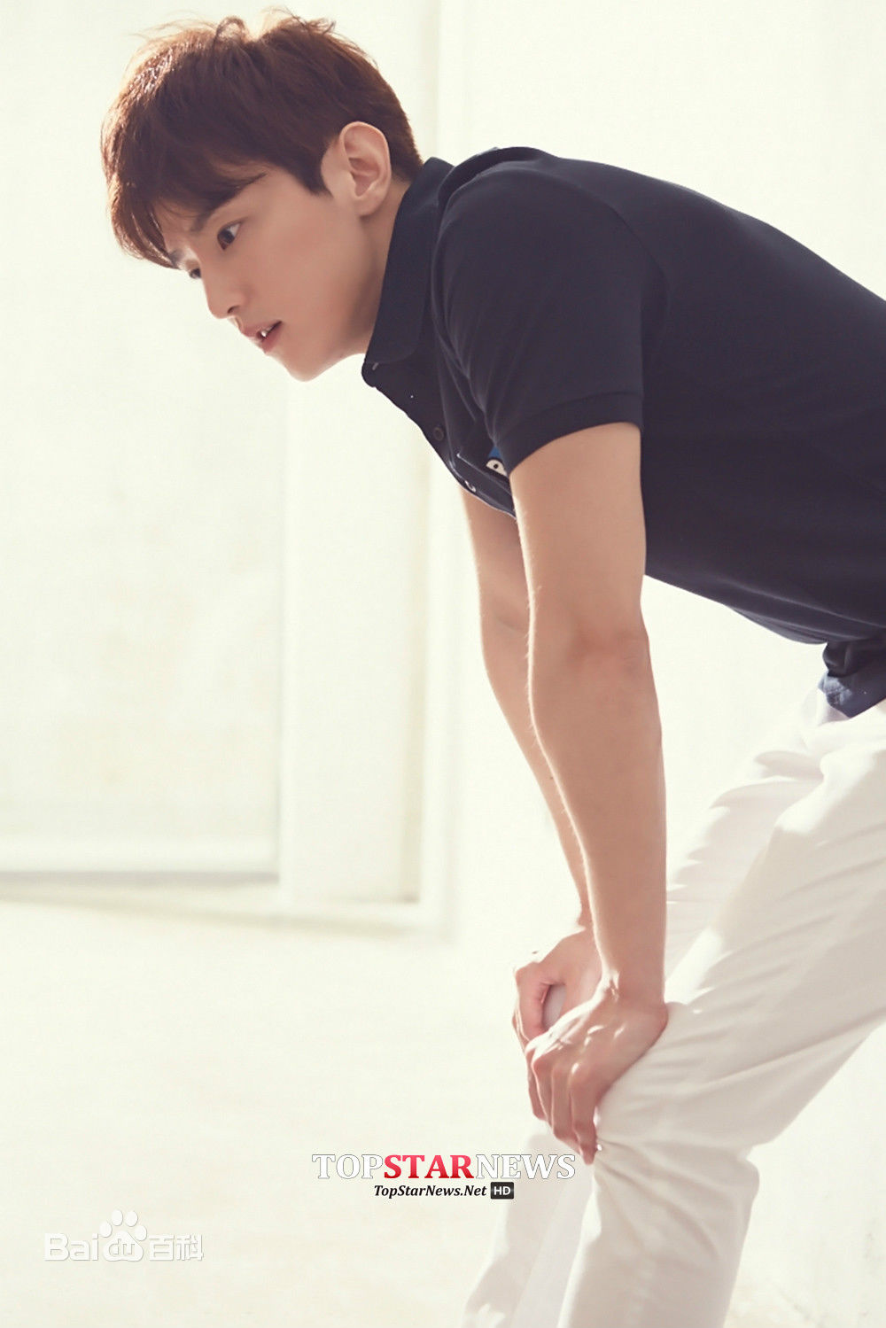 权律( KwonYul)画报3生活照相册