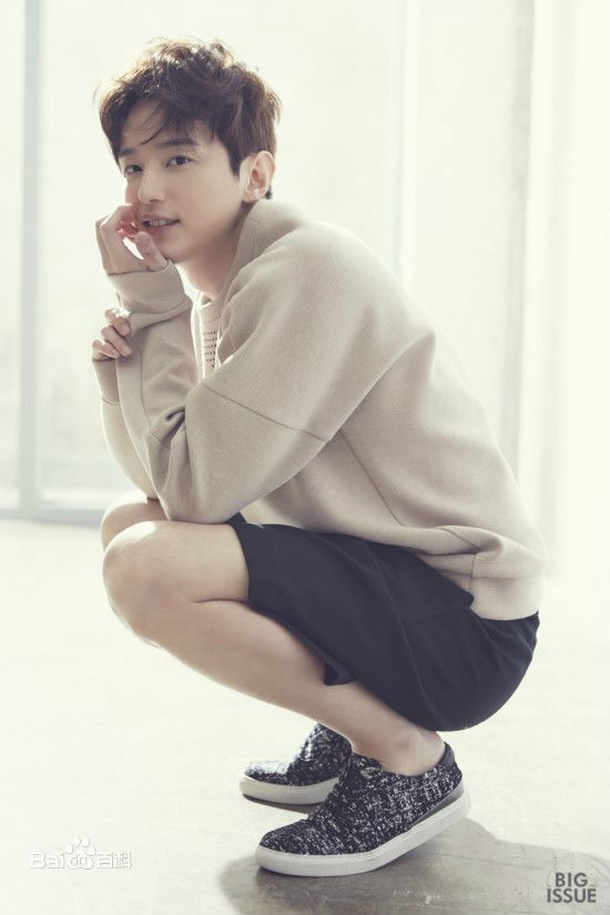 权律( KwonYul)画报3生活照相册