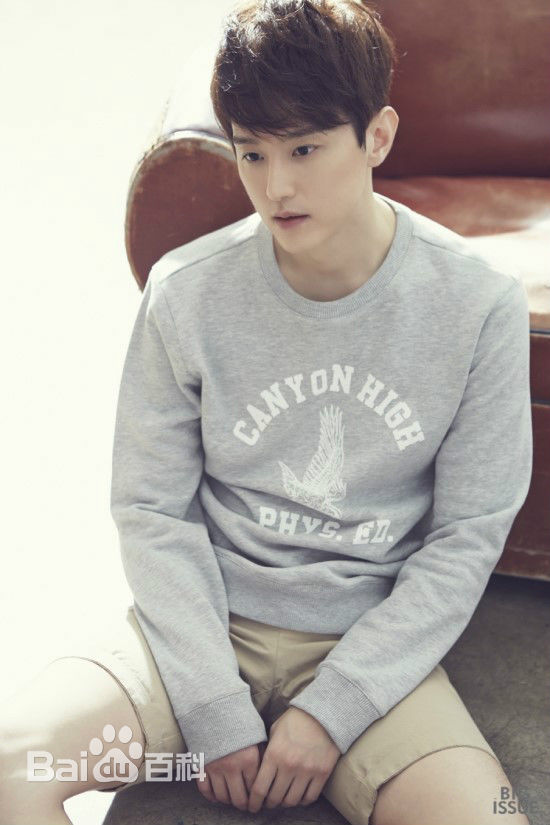 权律( KwonYul)画报3生活照相册