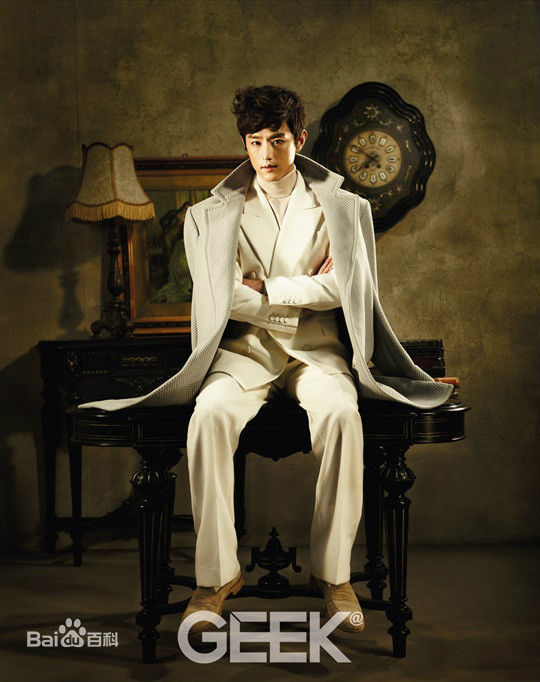 权律( KwonYul)画报2图册