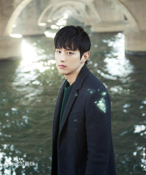 权律( KwonYul)画报2图册