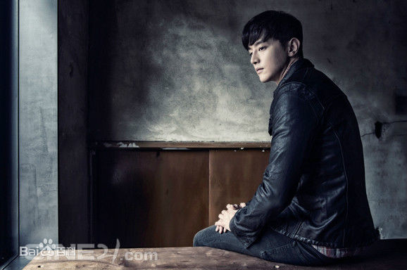 权律( KwonYul)画报2图册