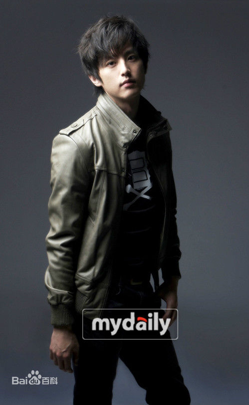 权律( KwonYul)画报2图册