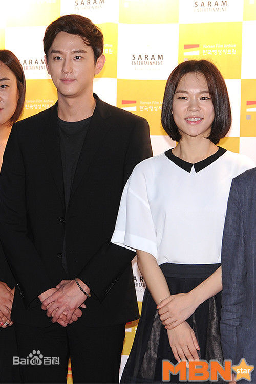 权律( KwonYul)活动图1前后照片