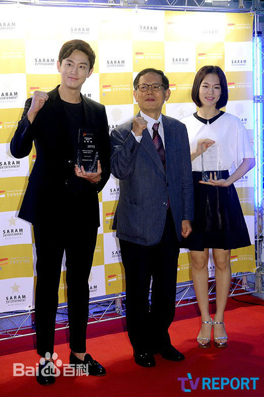 权律( KwonYul)活动图1前后照片