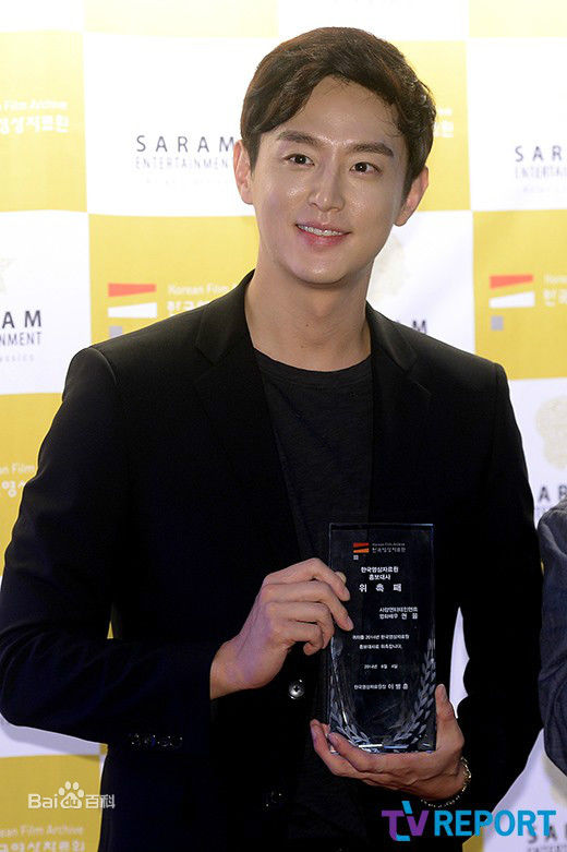 权律( KwonYul)活动图1前后照片