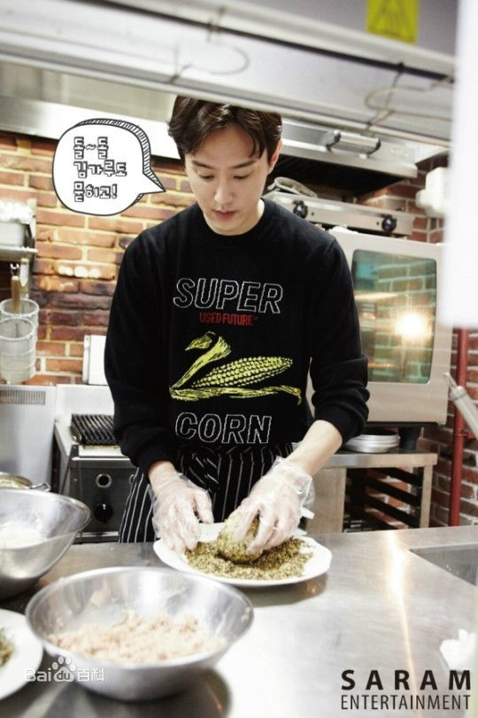 权律( KwonYul)幕后照壁纸壁纸