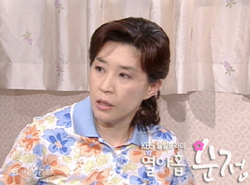 金美京()前后照片